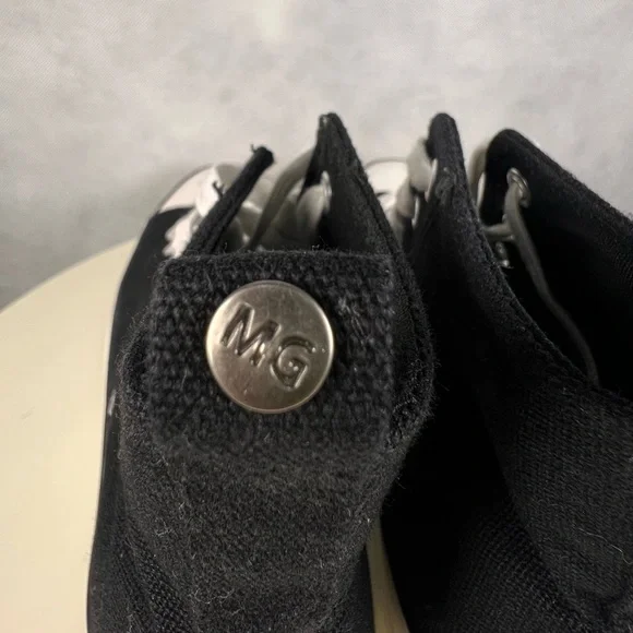 Madden Girl Winnona Platform Black and White Sneakers Size 7.5 - Picture 5 of 7